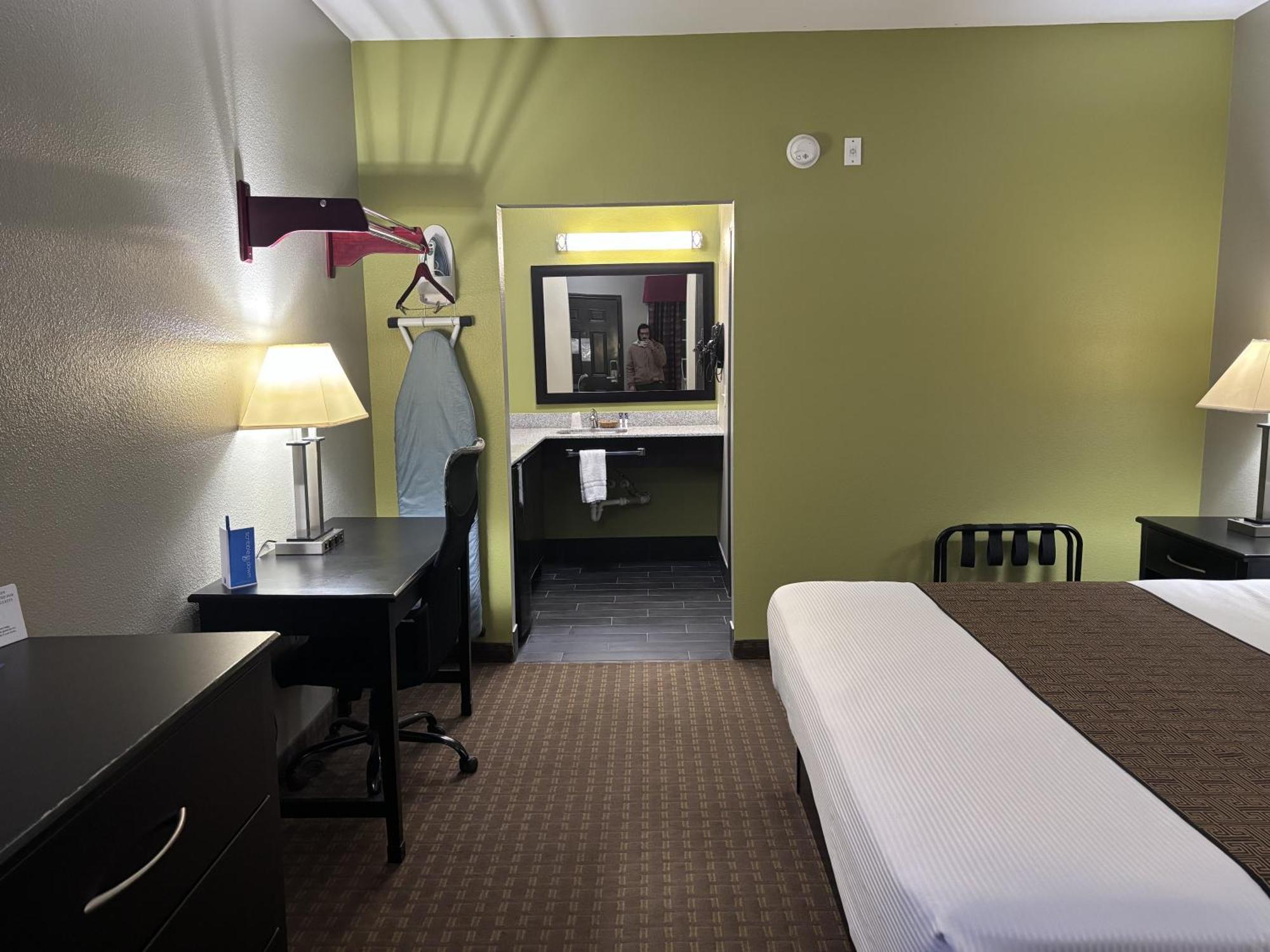 Rodeway Inn Dilley Εξωτερικό φωτογραφία
